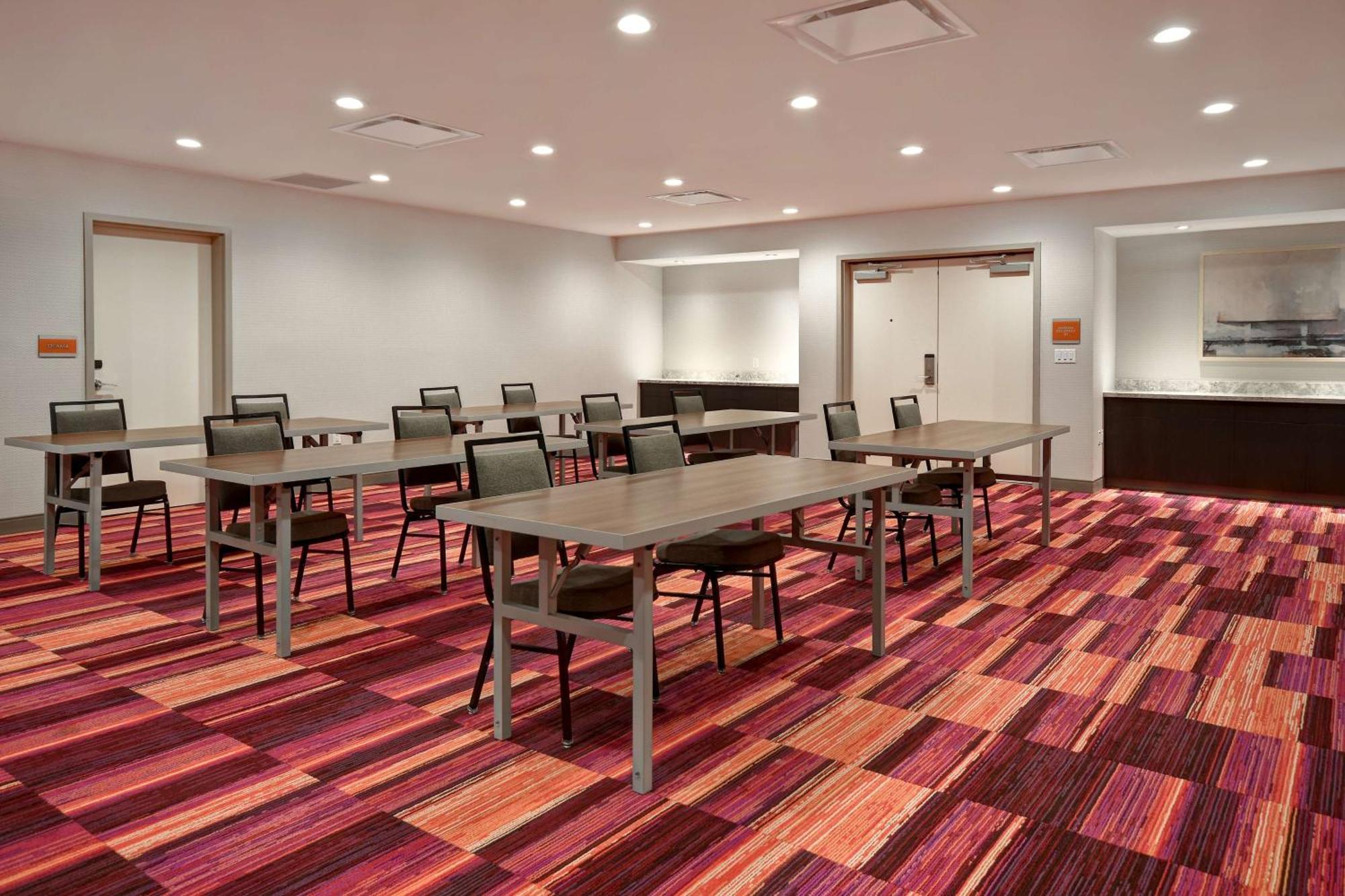 Home2 Suites Eau Claire South, Wi Bagian luar foto