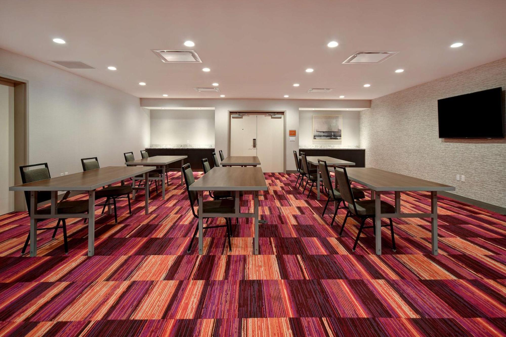 Home2 Suites Eau Claire South, Wi Bagian luar foto